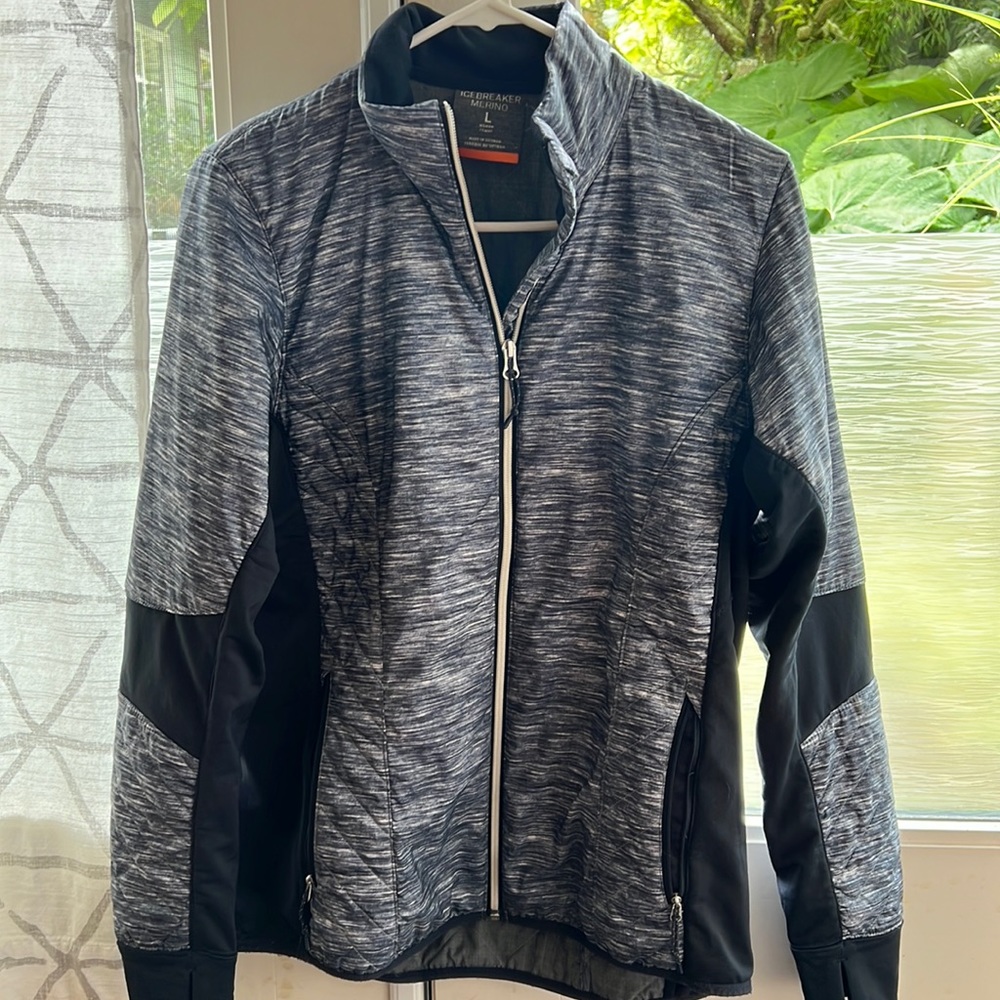Icebreaker Jacket, Women’s size L. Navy/ Grey. Merlino Wool